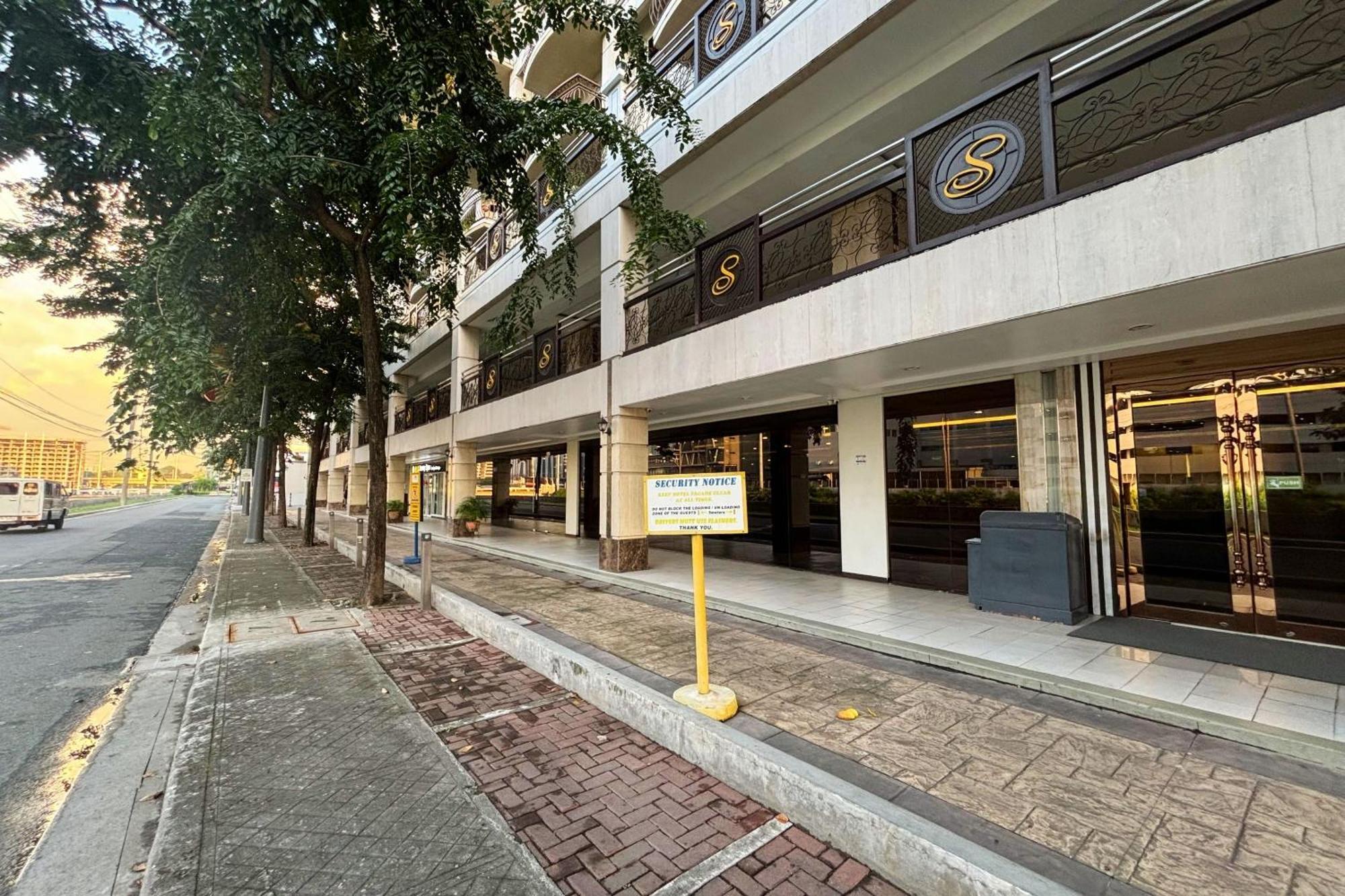 เอ็กทรีมเมลี สวีท Apartment มะนิลา ภายนอก รูปภาพ