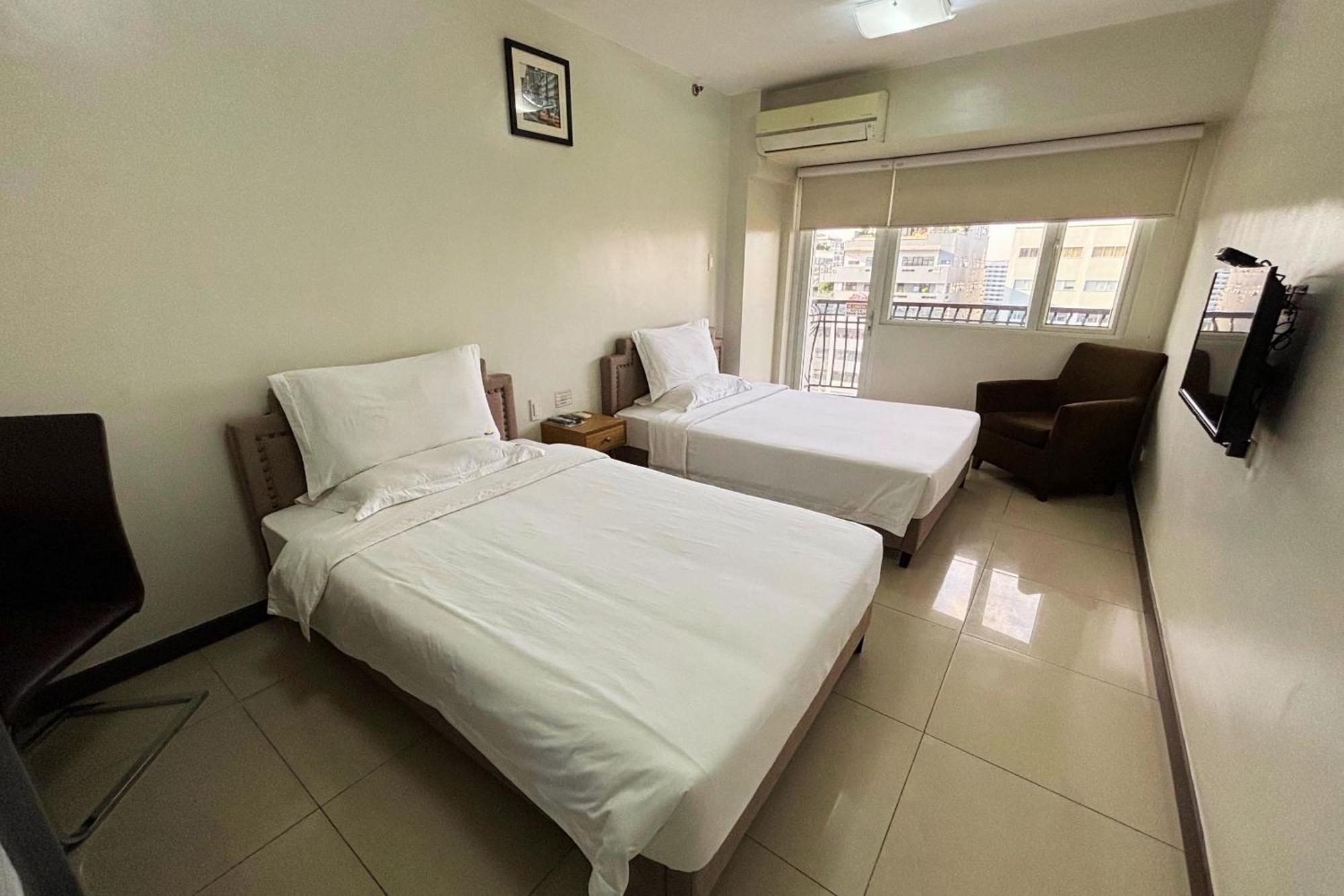 เอ็กทรีมเมลี สวีท Apartment มะนิลา ภายนอก รูปภาพ
