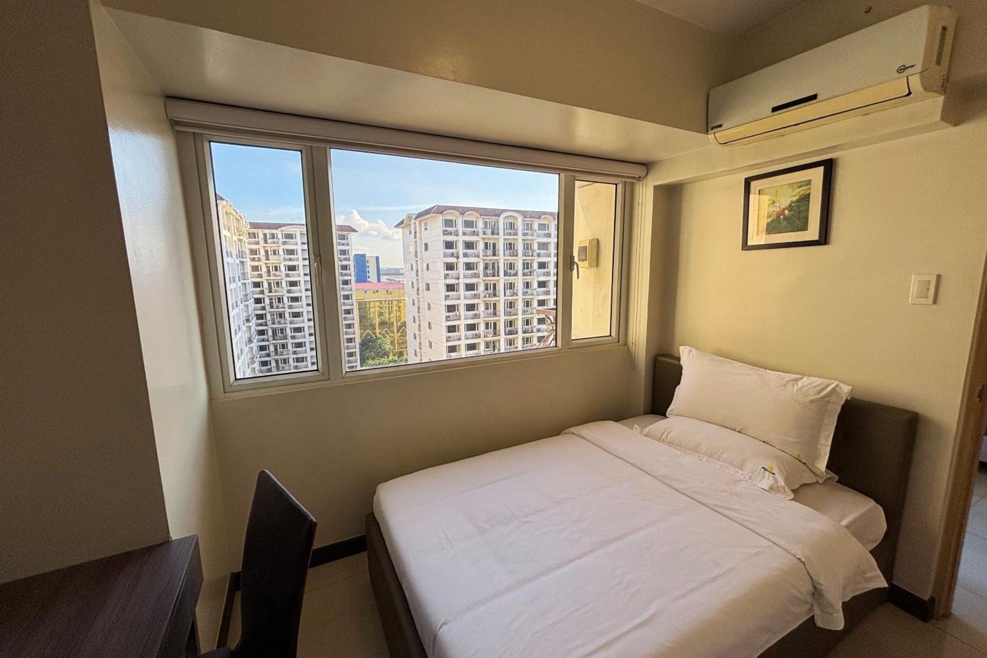 เอ็กทรีมเมลี สวีท Apartment มะนิลา ภายนอก รูปภาพ